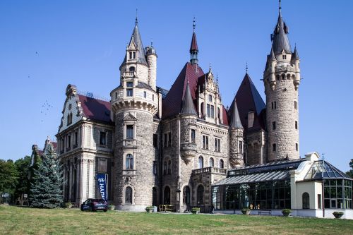 sabine moszna castle