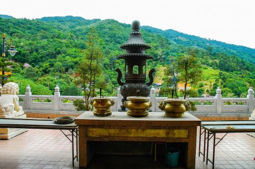 sacrificial table temple malaysia