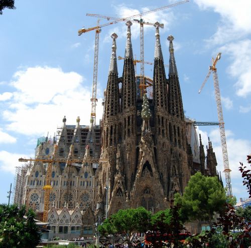 sagrada família cathedral barcelona