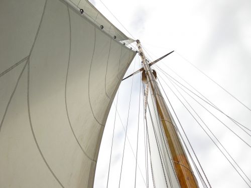 sail mast boat