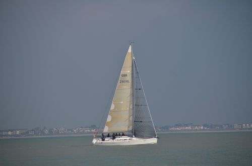 sail boat solent uk
