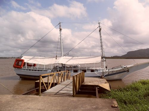 sailboat long island brazil