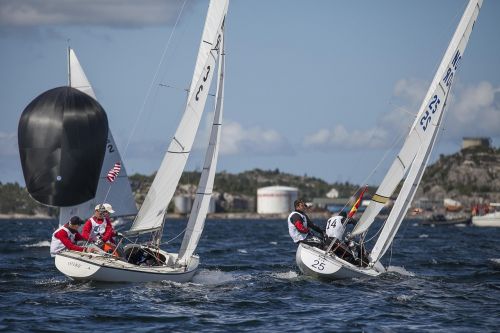 sailboats racing competition