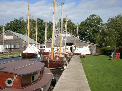 sailing norfolk broads hunter's yard