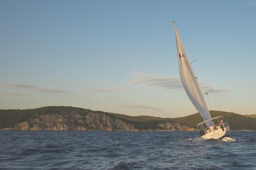 sailing sailboat windy