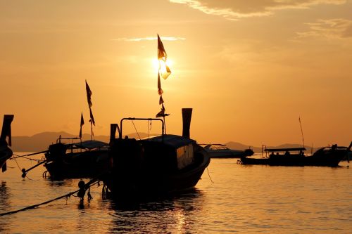 sailing boat sunset boot