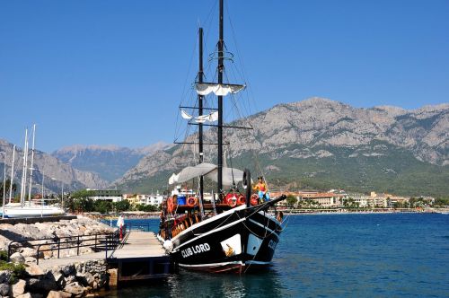 sailing boat pier port