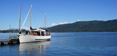 sailing boat lake sail