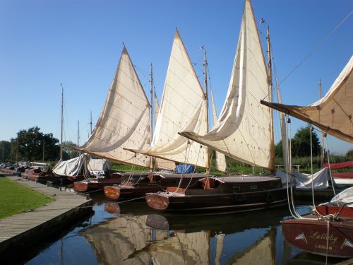 sailing boats sailing boats