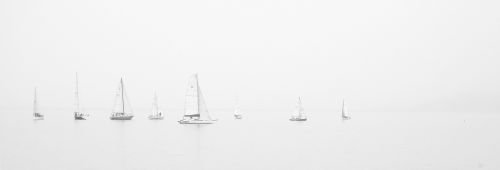 sailing boats sailing ocean
