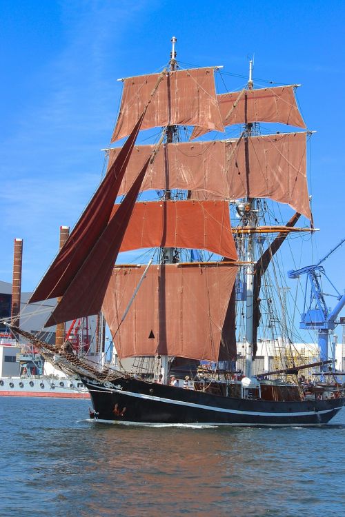 sailing vessel historically sail