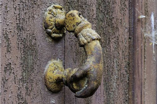 saint antonin noble val door knocker door