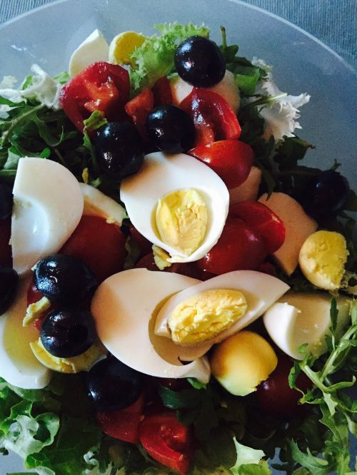 salad olives egg