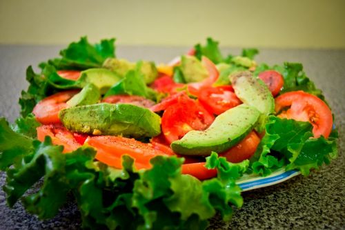 salad avocado tomato