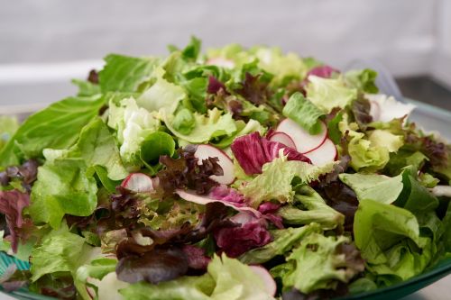 salad green eat