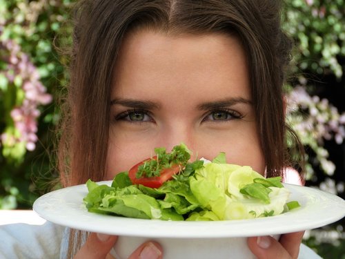 salad  plate  girl