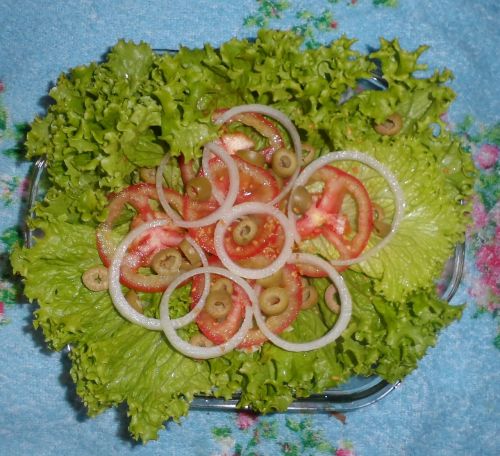 salad food onion