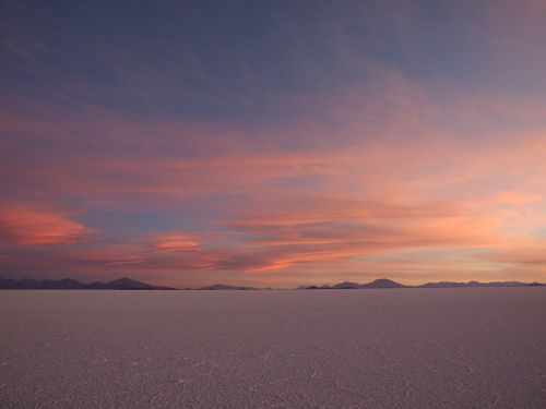 salar uyuni sunset