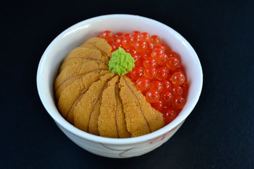 Salmon Roe &amp; Sea Urchin Rice Bowl