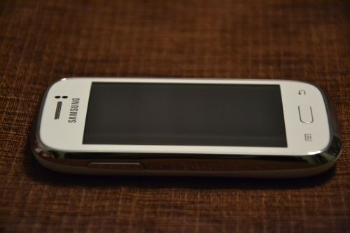 samsung white phone