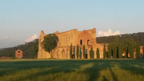san galgano abbey tuscany