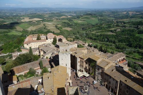 san gimignano tuscany countryside