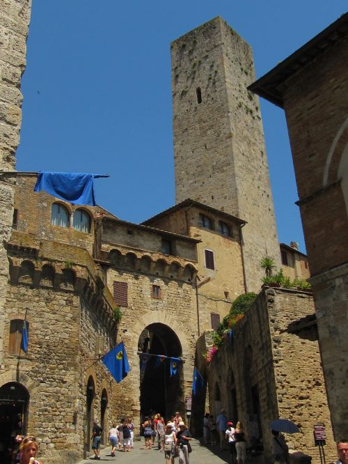 san gimignano gender tower tuscany