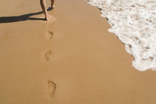 sand foot prints prints
