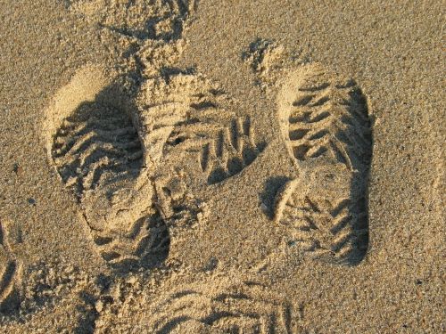 sand foot step print