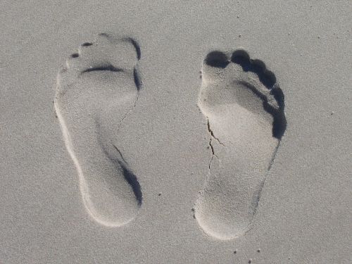 sand reprint feet