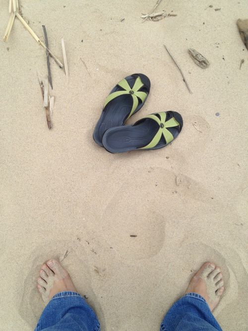 sand beach feet
