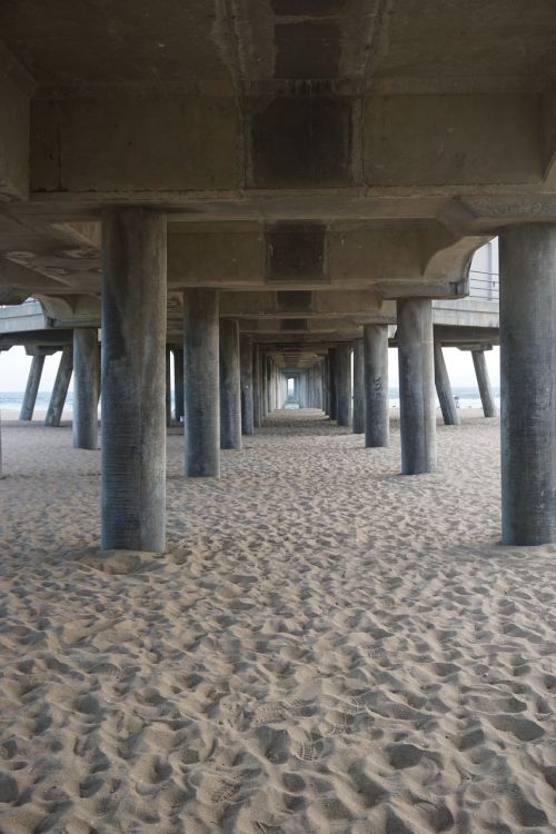 pier beach under pier