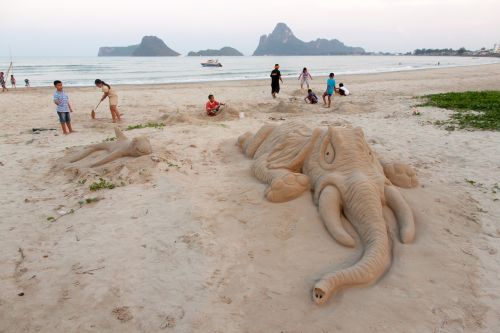 sand sculpture molding sand kids