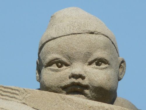 sand sculpture baby face