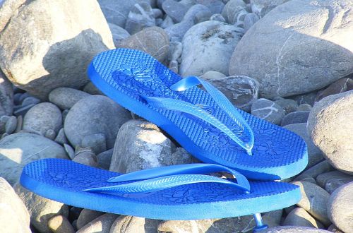 sandals flip flops sea