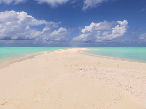 sandbank  beach  holidays