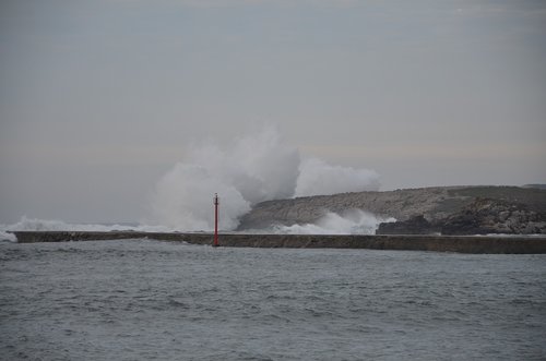 santander  waves  costa