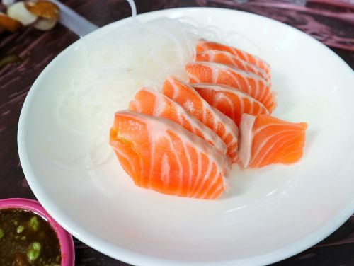 sashimi salmon japanese food