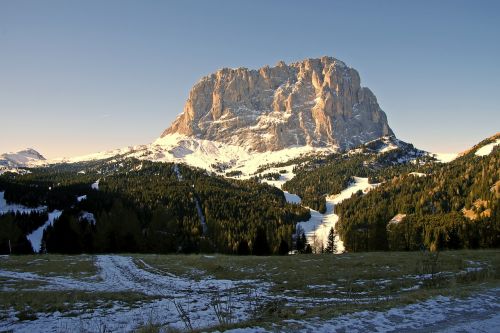 sassolungo dolomites val gardena