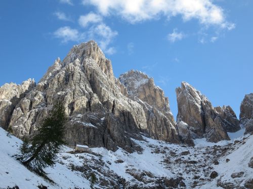 sassolungo snow mountain