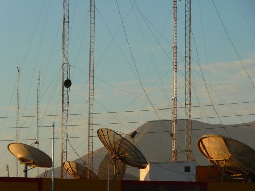 satellite dishes radio antenna