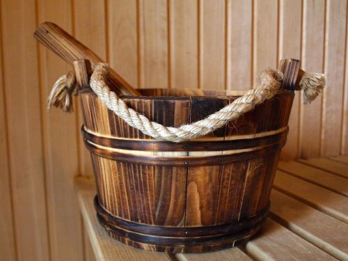 sauna water bucket trähink