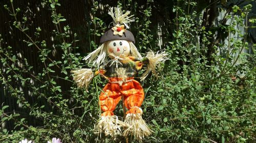scarecrow doll traditional