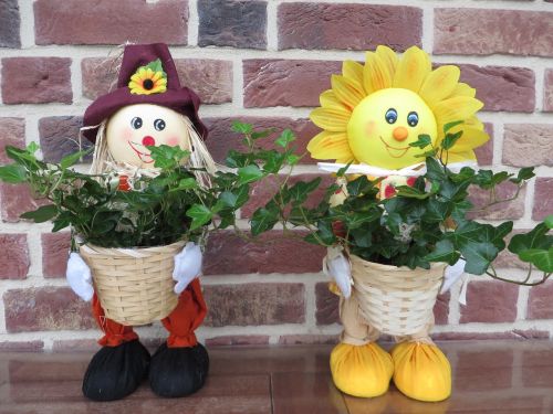scarecrow flowers decoration