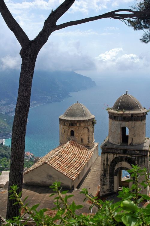 scene from amalfi