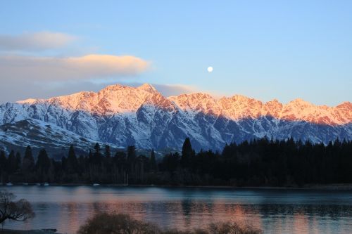 queenstown new zealand lakeside