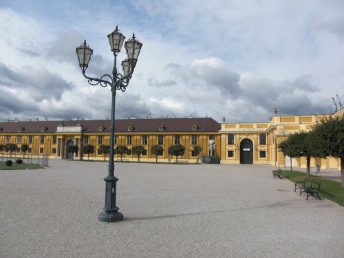 schönbrunn castle vienna