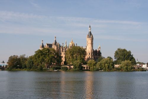 schwerin castle mecklenburg western pomerania