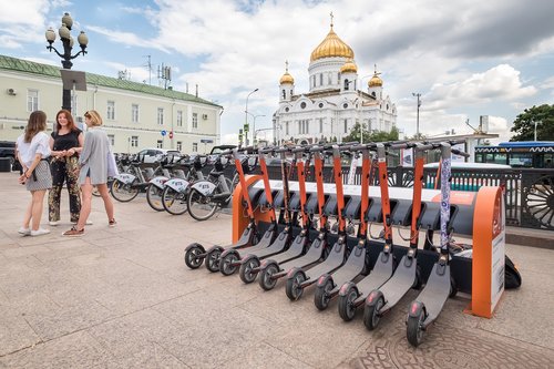 scooter  public  transport