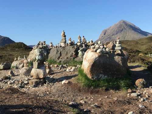 scotland isle of skye cairns